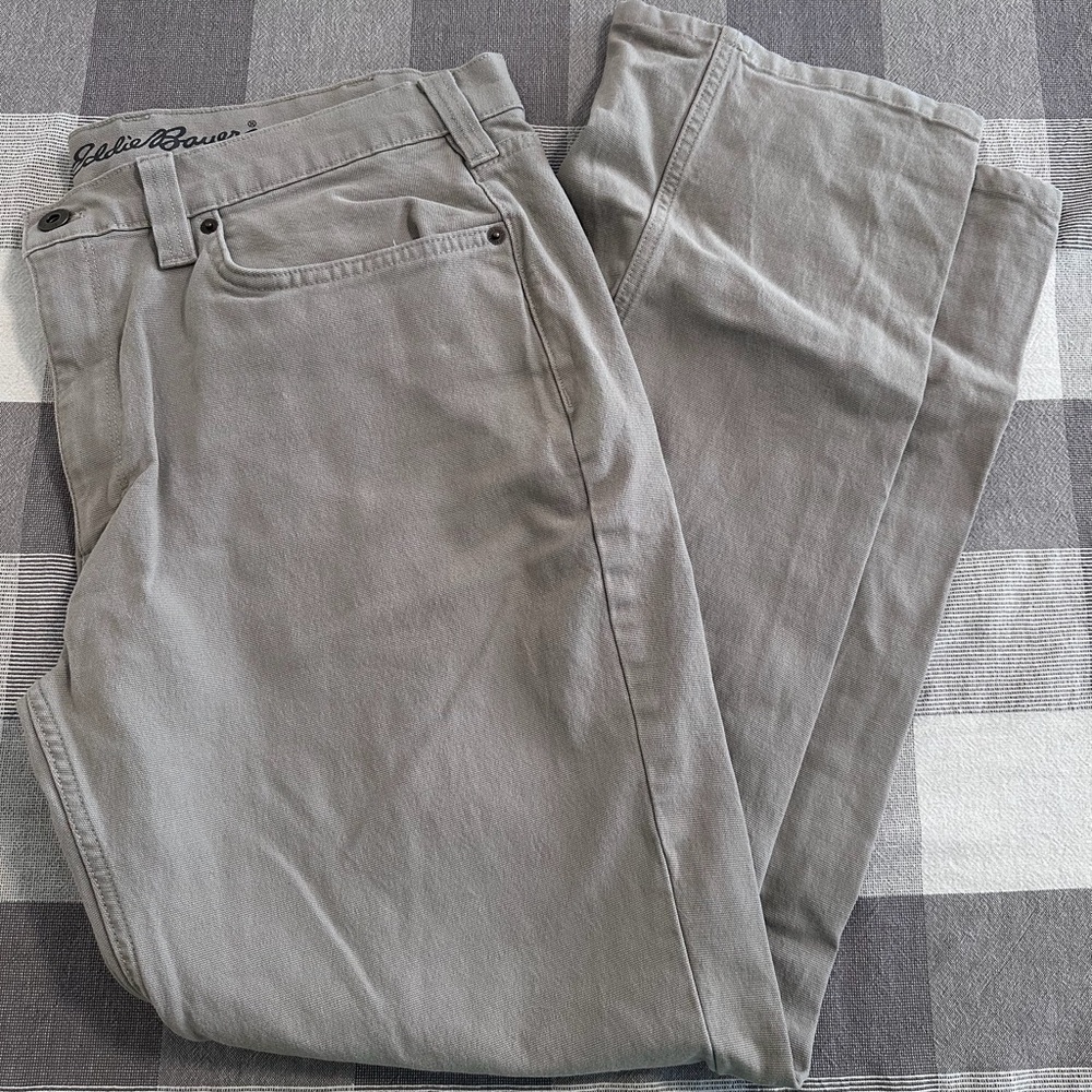 Eddie Bauer Light Grey Chino Pants Mens 36x32 Cotton Blend